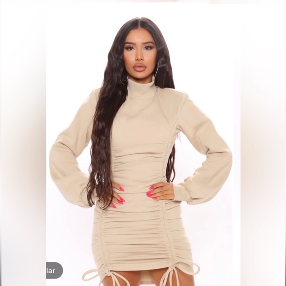 FASHION NOVA - “Renee” Ruched Shoulder Pad Sweatshirt Dress - NWT - Picture 3 of 8